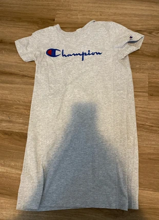 Graues Champion Kleid, marque: Champion, état: Très bon état, taille: 12 ans / 152 cm, 5,00 €, 5,95 € Protection acheteurs incluse