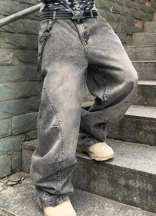 Jean vintage rétro amples street wear 2000’ large, marque: jean vintage rétro ample street wear 2000’, état: Très bon état, taille: M, 40,00 €, 42,70 € Protection acheteurs (Pro) incluse