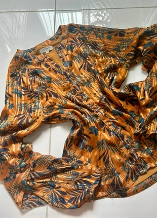 Chemise ocre et doré Amenapih, merk: Hipanema, staat: Heel goed, maat: M / 38 / 10, € 15,00, € 16,45 inclusief Kopersbescherming
