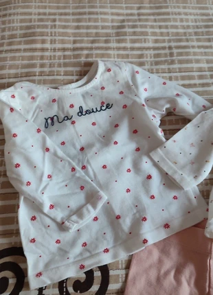 Leggins+2 camisolas, marca: Kiabi, estado: Muy bueno, tamaño: 1-3 meses / 56 cm, 2,00 €, 2,80 € Protección al comprador incluida