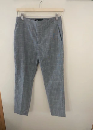 Pantalon Zara à carreaux gris, marque: Zara, état: Très bon état, taille: XS / 34 / 6, 7,00 €, 8,05 € Protection acheteurs incluse