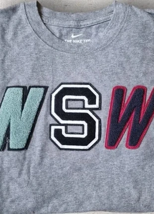 T-shirt Nike NSW / taille XS / brodé / gris / très épais / homme, marca: Nike, estado: Muito bom, tamanho: XS, €5.00, €5.95 inclui Proteção do Comprador
