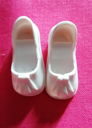 Chaussures blanches pour Sindy vintage, marque: Sindy, état: Très bon état, taille: Taille unique, 5,00 €, 5,95 € Protection acheteurs incluse