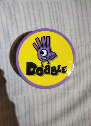 Dobble, marca: Asmodee, estado: Muy bueno, 7,00 €, 8,05 € Protección al comprador incluida
