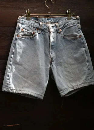 Short Levi’s 501 vintage – femme, taille W30 L36, marque: Levi's, état: Très bon état, taille: L / 40 / 12, 8,00 €, 9,10 € Protection acheteurs (Pro) incluse