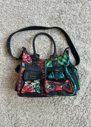 Sac Desigual en très bon état 👜, marca: Desigual, estado: Muy bueno, 19,00 €, 20,65 € Protección al comprador incluida