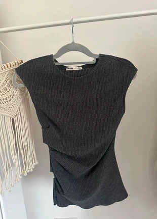 Dark grey knit top #greyknit, brand: Pull & Bear, condition: Very good, size: S / 36 / 8, €20.00, €21.70 includes Buyer Protection