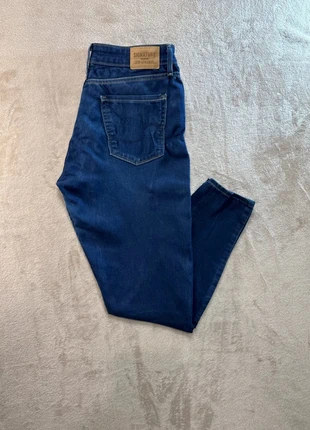 Jean Levi’s® 721 High Rise Skinny bleu moyen taille FR 38 (W28 L32) très bon état 1051, marca: Levi's, estado: Muito bom, tamanho: M / 38 / 10, €14.00, €15.40 inclui Proteção do Comprador Pro