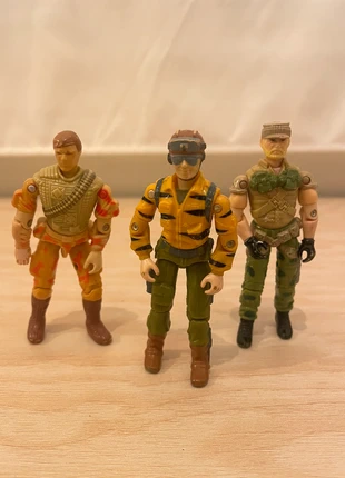 Lote 3 gijoes, marque: Hasbro, état: Satisfaisant, taille: Taille unique, 13,00 €, 14,35 € Protection acheteurs incluse