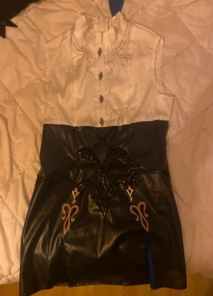 Clorinde cosplay, marque: DokiDoki, état: Très bon état, taille: XL / 42 / 14, 65,00 €, 68,95 € Protection acheteurs incluse