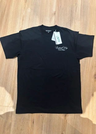 T-shirt Carhartt Neuf avec étiquette, marque: Carhartt, état: Neuf avec étiquette, taille: XS, 35,00 €, 37,45 € Protection acheteurs incluse