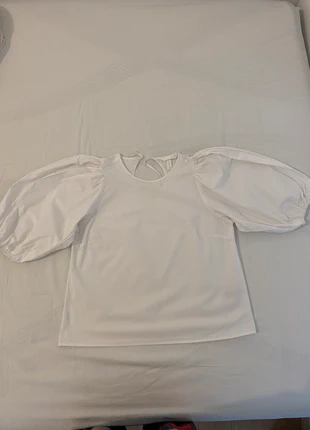 Blouse H&M, brand: H&M, condizioni: Ottime, taglia: S / IT 40 / EU 36, €7.00, €8.05 include la Protezione acquisti