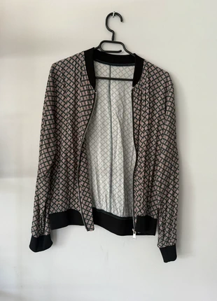 Bomber imprimé rétro chic, merk: Tendance, staat: Heel goed, maat: Universele maat, € 10,00, € 11,20 inclusief Kopersbescherming
