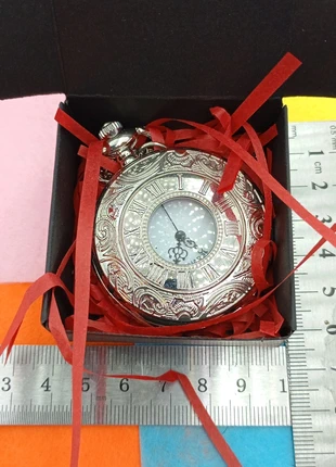 Montre à gousset, merk: luxe.fr, staat: Heel goed, maat: 47 mm & groter, € 5,00, € 5,95 inclusief Kopersbescherming Pro