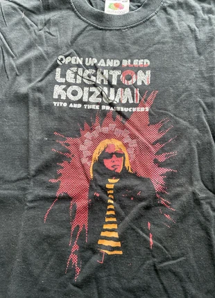 Leighton koizumi ( gravedigger v , the morloks), marke: Fruit of the Loom, zustand: Sehr gut, größe: S, 15,00 €, 16,45 € inklusive Vinted-Käuferschutz