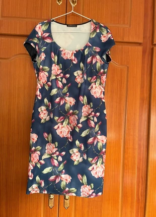 Vestido floral con elastano, marque: ZERMATT, état: Très bon état, taille: XL / 42 / 14, 14,00 €, 15,40 € Protection acheteurs incluse