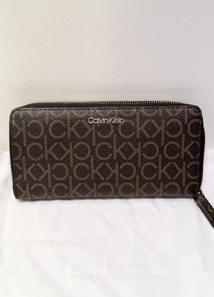 Portefeuille Calvin Klein Femme Large Mono neuf, marque: Calvin Klein, état: Neuf sans étiquette, 23,00 €, 24,85 € Protection acheteurs incluse