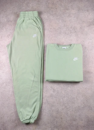 Ensemble pull ras le cou + jogging Nike club fleece logo brodé - XL enfant ou S adulte - vert pomme, brand: Nike, condition: Very good, size: XL, €35.00, €37.45 includes Buyer Protection