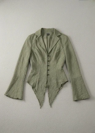 Top ourlet asymétrique dentelle élégante taille S, zustand: Sehr gut, größe: S / 36 / 8, 29,99 €, 32,19 € inklusive Vinted-Käuferschutz