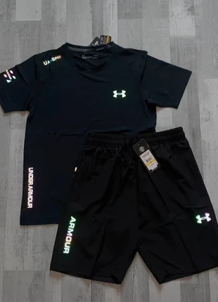 Ensemble Under Armour t.M, marque: Under Armour, état: Neuf avec étiquette, taille: M, 35,00 €, 37,45 € Protection acheteurs incluse