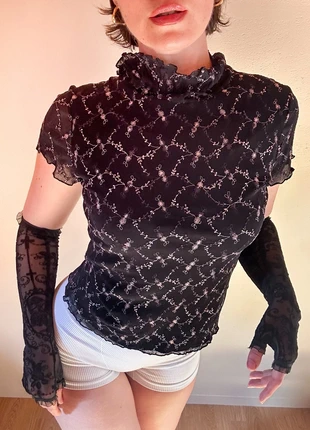 Top ajouré noir dentelle mesh broderie fleur rose- vintage Y2K bratz whimsigoth, marca: Vintage Dressing, estado: Muito bom, tamanho: S / 36 / 8, €15.00, €16.45 inclui Proteção do Comprador
