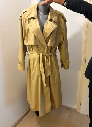 Trench 🧥, marque: Crème, état: Très bon état, taille: M / 38 / 10, 8,00 €, 9,10 € Protection acheteurs incluse