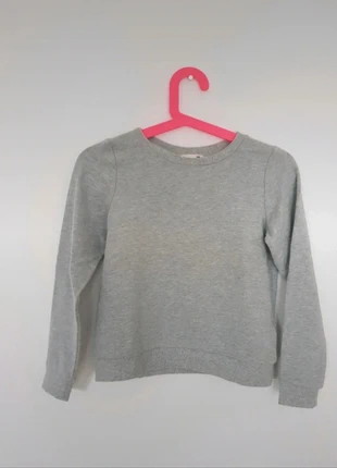 Sweat gris chiné Col et Manchettes pailletés H&M 10ans, marque: H&M, état: Très bon état, taille: 10 ans / 140 cm, 3,99 €, 4,89 € Protection acheteurs incluse