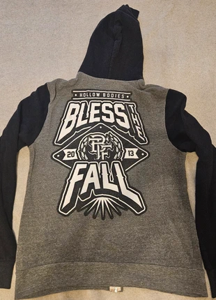 Blessthefall Strickjacke Zipper L grau schwarz Baumwolle, merk: AWDis, staat: Goed, maat: L, € 15,00, € 16,45 inclusief Kopersbescherming