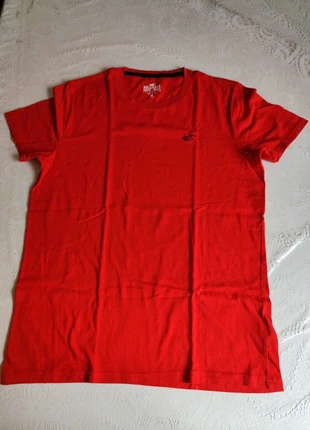Hollister t shirt, brand: Hollister, condizioni: Ottime, taglia: M, €2.50, €3.33 include la Protezione acquisti