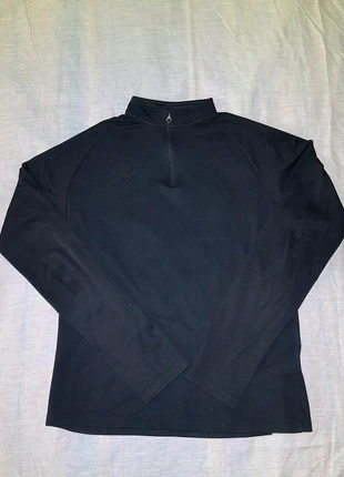 Nike dri-fit, marke: Nike, zustand: Gut, größe: XS, 10,00 €, 11,20 € inklusive Vinted-Käuferschutz