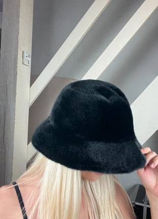 bob fourrure noir y2k hat fau fur vintage 90s coquette, brand: y2k, condition: Very good, size: One size, €15.00, €16.45 includes Buyer Protection