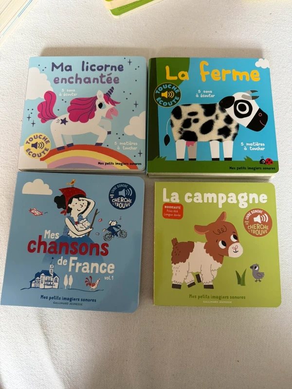 Lot de 4 livres musical et sensoriel