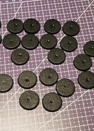 Warhammer - Basette Rotonde - 25mm, marque: Games Workshop, état: Neuf sans étiquette, 7,00 €, 8,05 € Protection acheteurs incluse