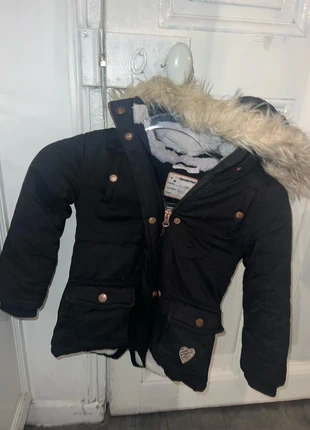 Manteau noir fourre bien chaud orchestra 5 ans, brand: Orchestra, condizioni: Ottime, taglia: 5 anni / 110 cm, €13.00, €14.35 include la Protezione acquisti
