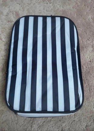 🎒 Gestreepte rugzak met koelfunctie, merk: Amazon, staat: Nieuw zonder prijskaartje, maat: Universeel, € 1,99, € 2,79 inclusief Kopersbescherming