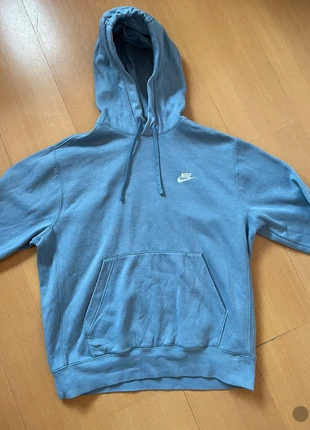 Nike blauwe hoodie met logo – Size M, marque: Nike, état: Très bon état, taille: M, 30,00 €, 32,20 € Protection acheteurs incluse