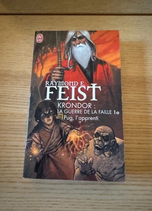 Krondor : la guerre de la faille 1a - Pug, l'apprenti - Raymond E. Feist, état: Très bon état, 3,50 €, 4,38 € Protection acheteurs incluse