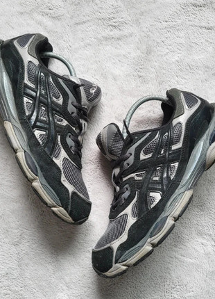 Chaussure basket Asics gel nyc noire / taille 44 / très bon état, marque: Asics, état: Très bon état, taille: 44, 59,00 €, 62,65 € Protection acheteurs incluse