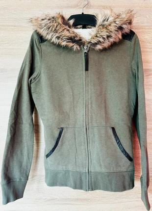 Mooie, zachte, warme khaki / beige sweater met rits, marque: Vintage, état: Très bon état, taille: S / 36 / 8, 7,00 €, 8,05 € Protection acheteurs incluse