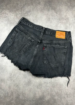 Short Levi’s 501 | Noir | très bon état | Taille W30 FR40, brand: Levi's, condizioni: Ottime, taglia: L / IT 44 / EU 40, €12.00, €13.30 include la Protezione acquisti Pro