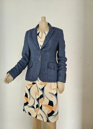 Massimo Dutti linnen blazer maat 38/40, merk: Massimo Dutti, staat: Heel goed, maat: M / 38 / 10, € 30,00, € 32,20 inclusief Kopersbescherming