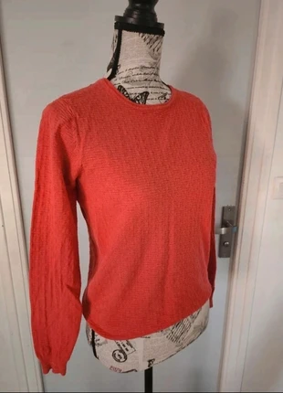 Joli Pull Corail Camaïeu Taille M, marque: Camaïeu, état: Très bon état, taille: M / 38 / 10, 6,00 €, 7,00 € Protection acheteurs incluse