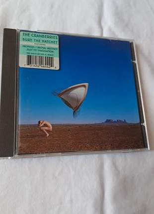 CD The Cranberries Bury The Hatchet, état: Satisfaisant, 6,95 €, 8,00 € Protection acheteurs incluse
