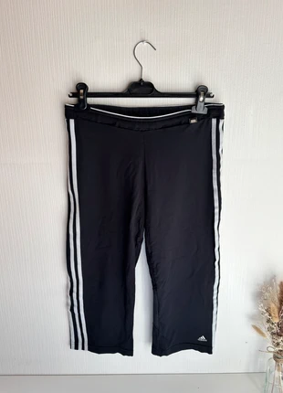 Legging 3/4 Adidas noir à bandes blanches – taille L, marque: adidas, état: Très bon état, taille: L / 40 / 12, 13,00 €, 14,35 € Protection acheteurs (Pro) incluse