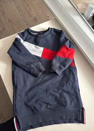 Tommy jurk, merk: Tommy Hilfiger, staat: Heel goed, maat: 24-36 maanden / 92 cm, € 14,50, € 15,93 inclusief Kopersbescherming