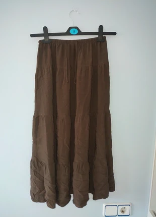 falda midi, marque: Bershka, état: Très bon état, taille: XS / 34 / 6, 5,00 €, 5,95 € Protection acheteurs incluse