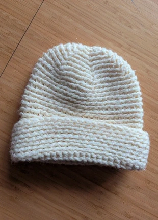 Bonnet blanc vintage, brand: Vintage Dressing, condition: Very good, size: One size, €4.00, €4.90 includes Buyer Protection
