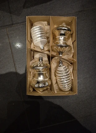 Set kerstballen zilver glas oud, merk: kerstbal, staat: Nieuw zonder prijskaartje, € 35,00, € 37,45 inclusief Kopersbescherming