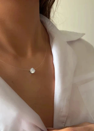 Collier illusion “fil invisible” avec zircon scintillant acier argenté, marke: Bijouterie Paribell, zustand: Sehr gut, 15,50 €, 16,98 € beinhaltet Vinted-Käuferschutz Pro