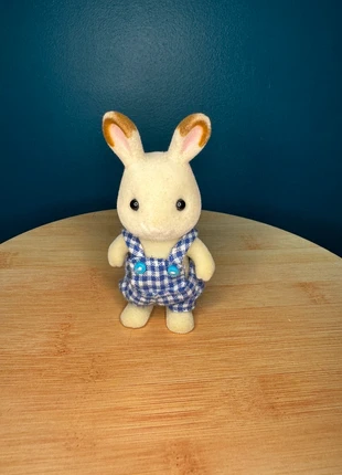 Lapin sylvanian, marke: Sylvanian Families, zustand: Gut, größe: 3 Jahre / 98, 7,00 €, 8,05 € beinhaltet Vinted-Käuferschutz Pro